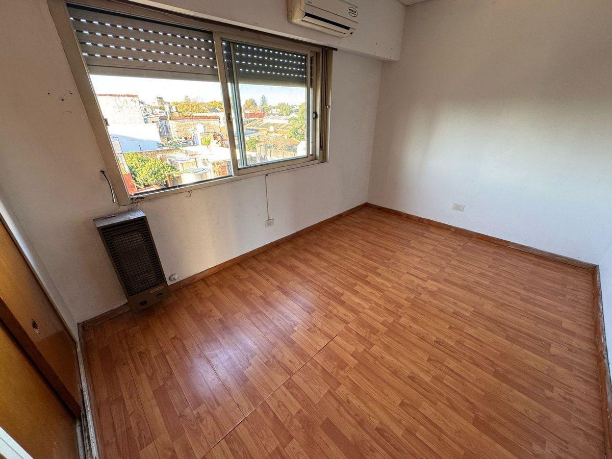 Foto de VENTA VILLA BALLESTER 3 AMB COCHERA APTO CREDITO, imagen 5