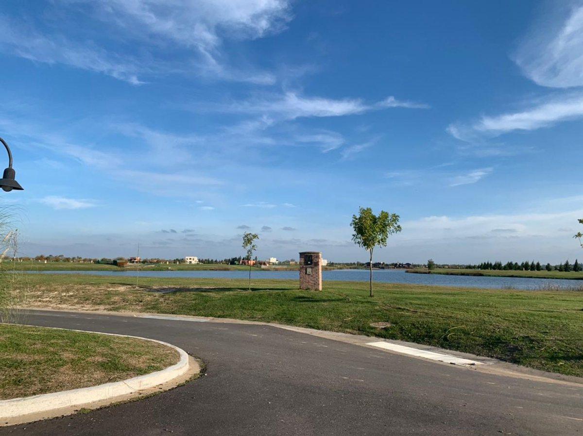 VENTA LOTE BARRIO "EL NAUDIR DELTA", ESCOBAR
