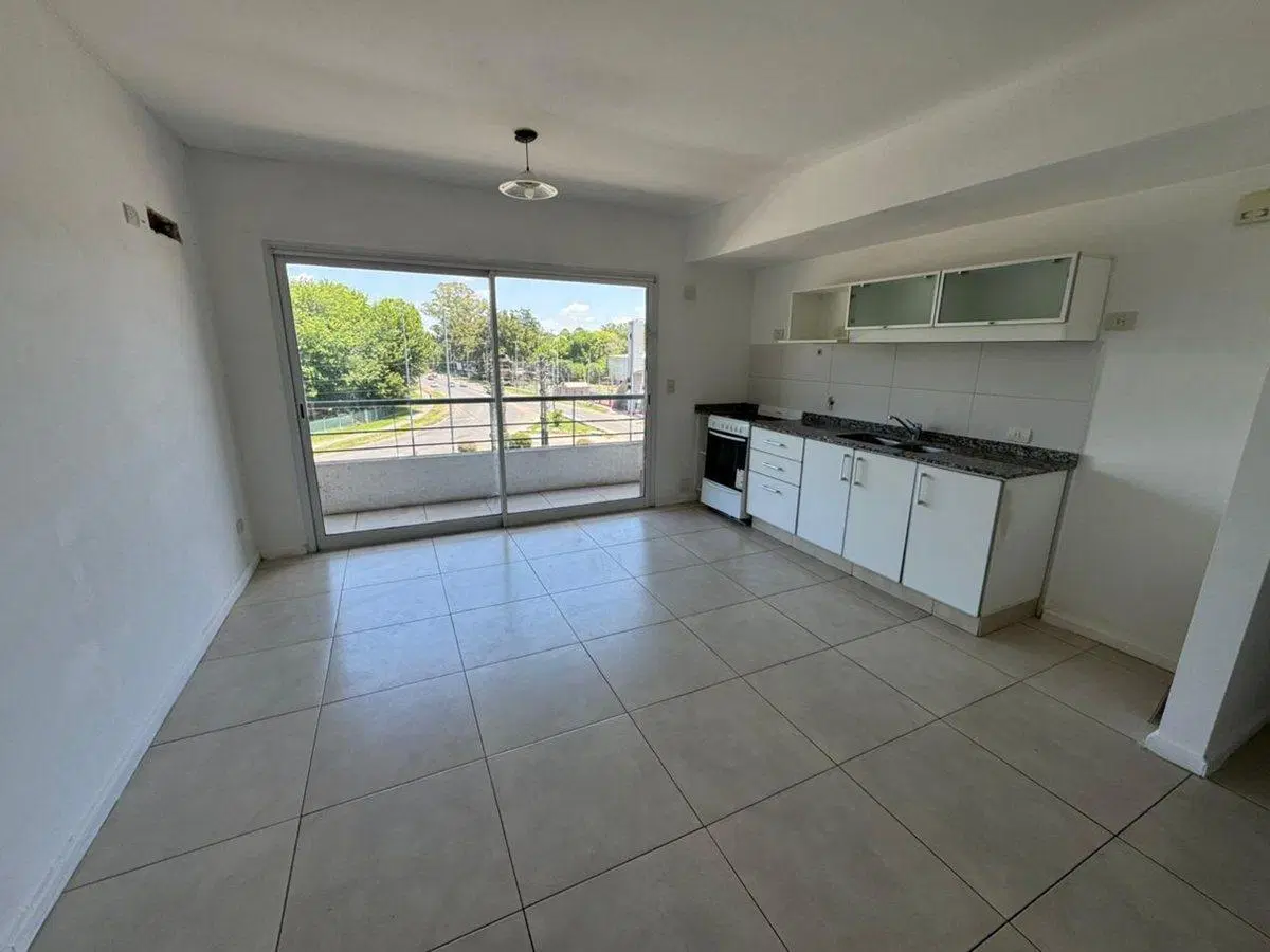 Venta Dpto. 2 Amb en Barrio Las Horquetas! 2
