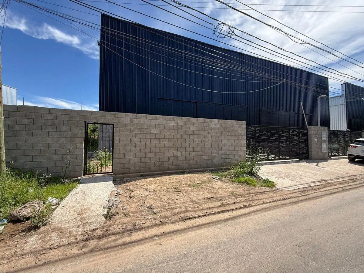 DEPOSITO A ESTRENAR ALQUILA O VENTA - GRAL PACHECO 3