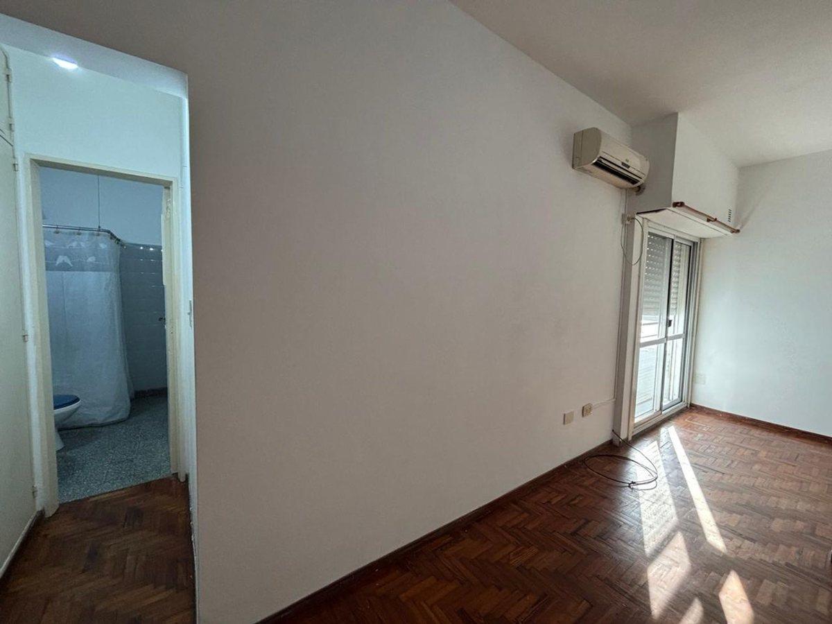 Foto de VENTA DEPARTAMENTO 1 AMB - SARANDI APTO CREDITO, imagen 3