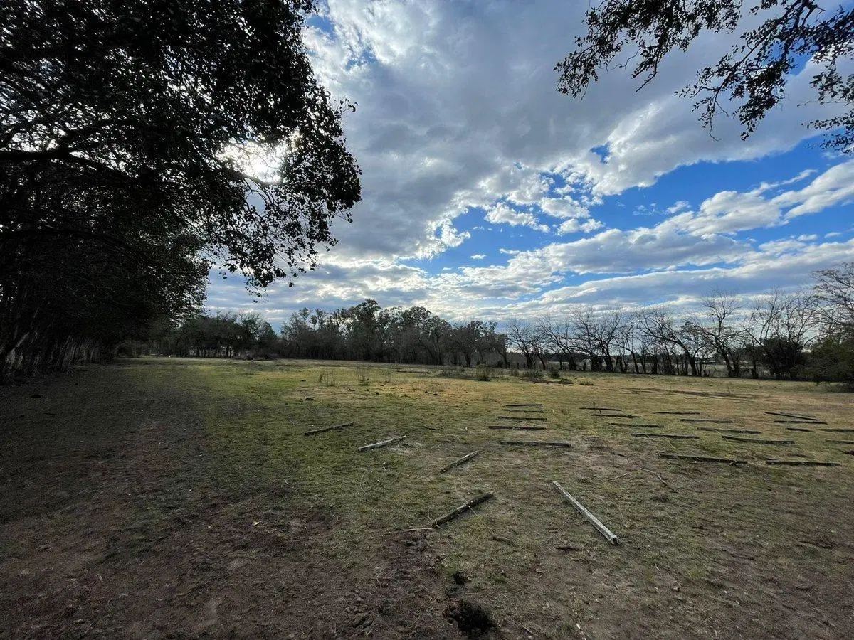 VENTA LOTES EN MERCEDES 1.000 M2 PERMUTA FINANCIA 3