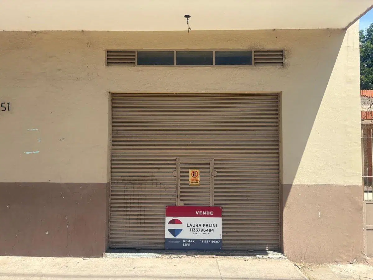 VENTA CASA CON LOCALES Y DEPTO EN SAN MIGUEL 2