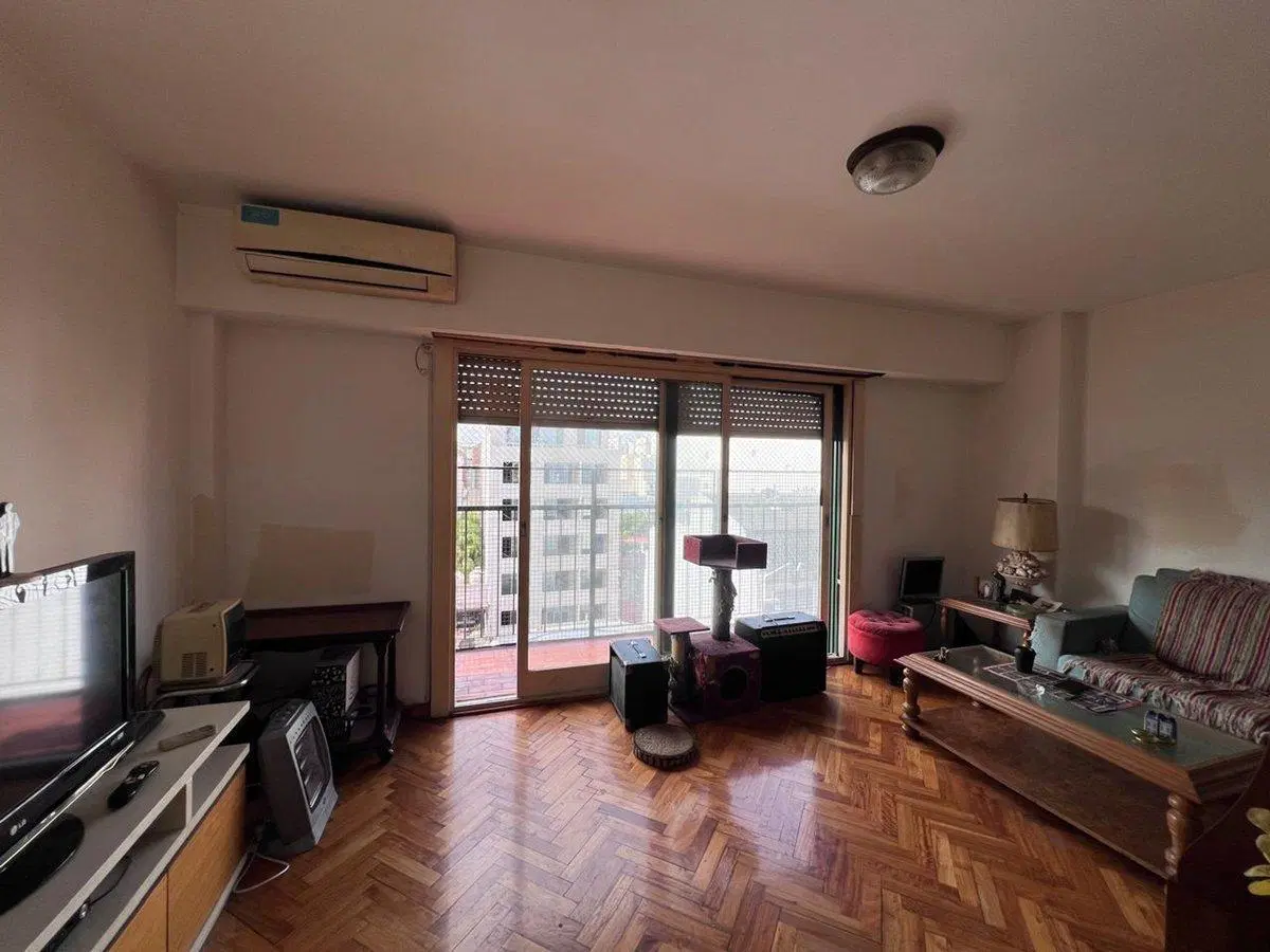 Venta depto 4 amb con cochera Villa del Parque 5
