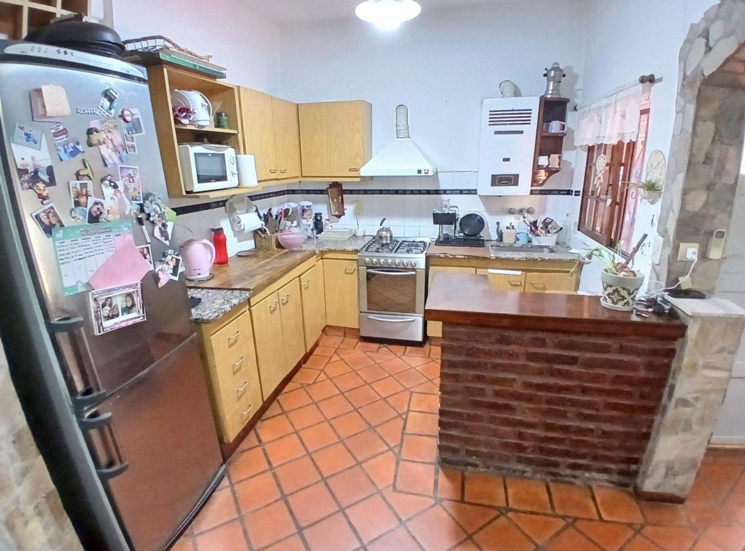 CASA PH 5 AMBIENTES VENTA, BERNAL OESTE GARAGE