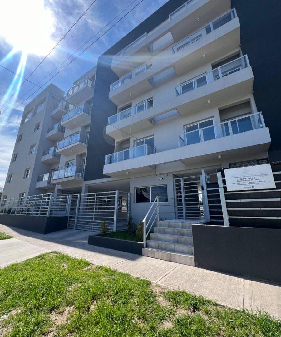 DEPARTAMENTO 2 AMBIENTES EN VENTA MORENO CENTRO