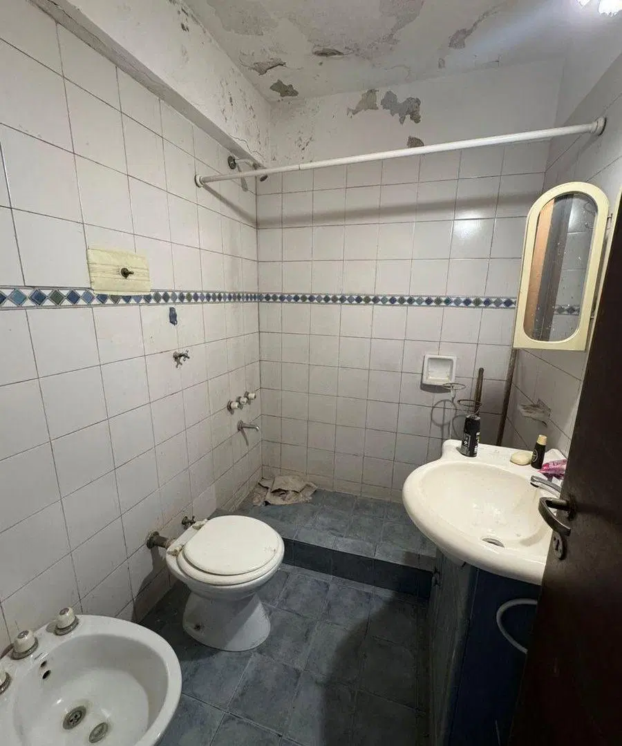 VENTA DE DPTO 3 AMB. CON BALCON AL FRENTE EN TIGRE 4