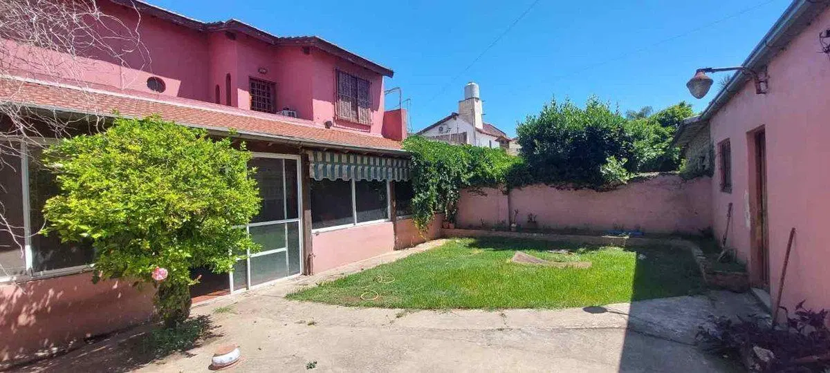VENTA CASA 4 DORMITORIOS, LOS POLVORINES CENTRO 4