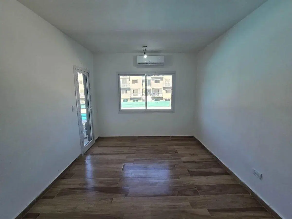 Venta Depto estrenar 2Amb Complejo Solares Moreno 5