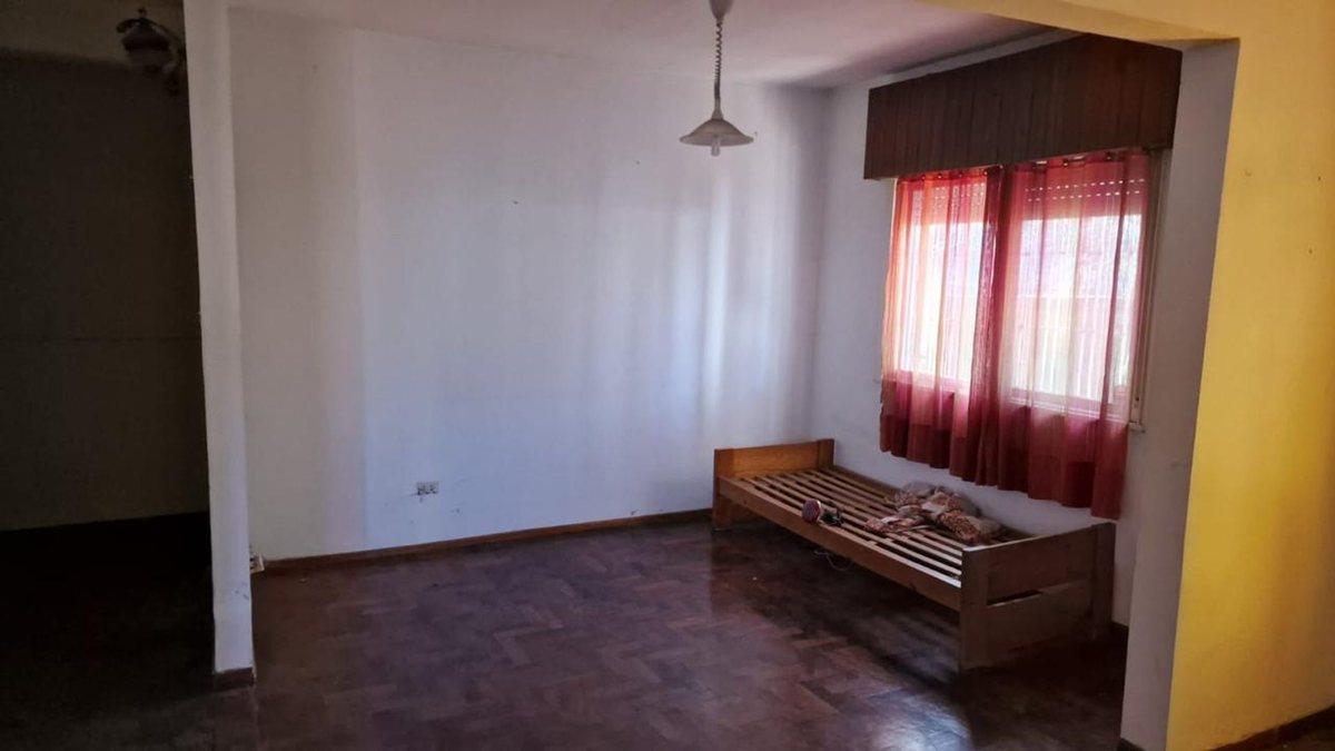 Foto de VENTA CASA 5 AMB.+LOTE/COCHERA A.CRED.-GRAND BOURG, imagen 5