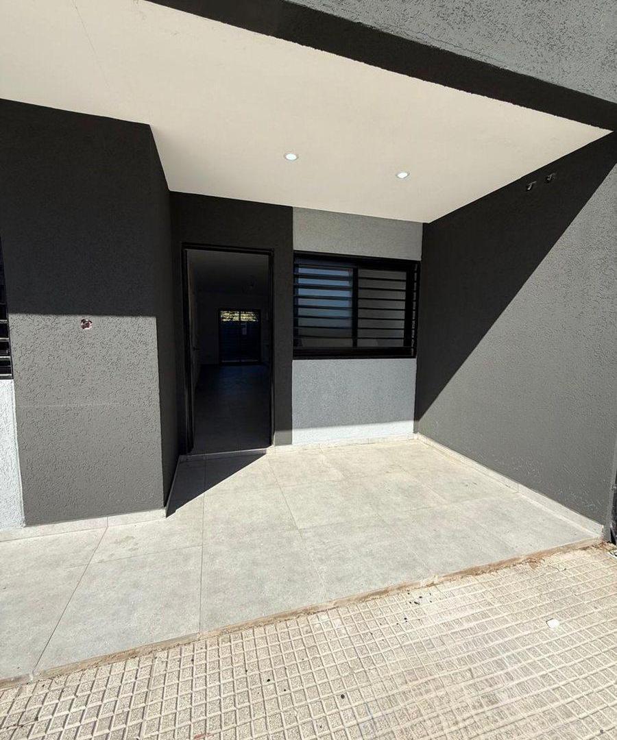 DEPARTAMENTO 3 AMB. C/ PATIO Y COCHERA