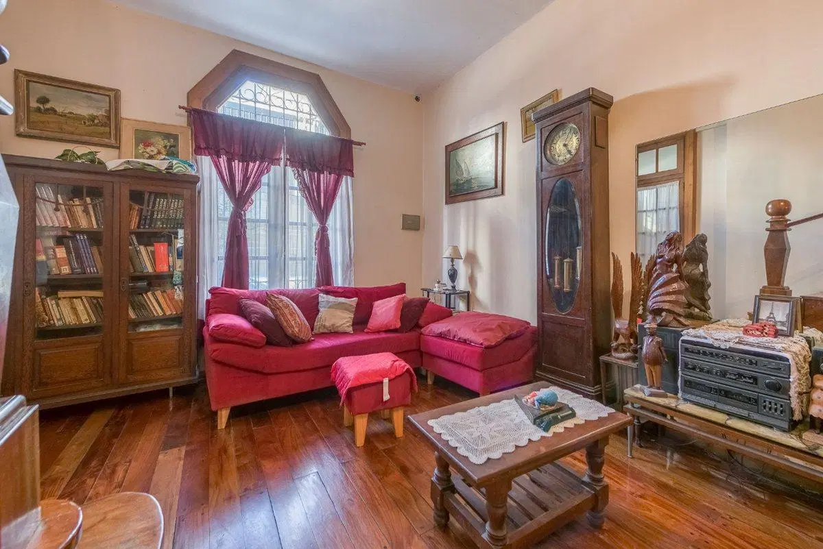 VENTA CASA CENTRO DE FLORES 2