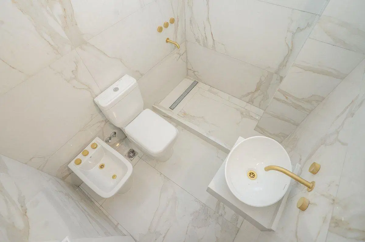 VENTA DPTO 2 AMB REFACCIONADO A NUEVO EN RECOLETA 2