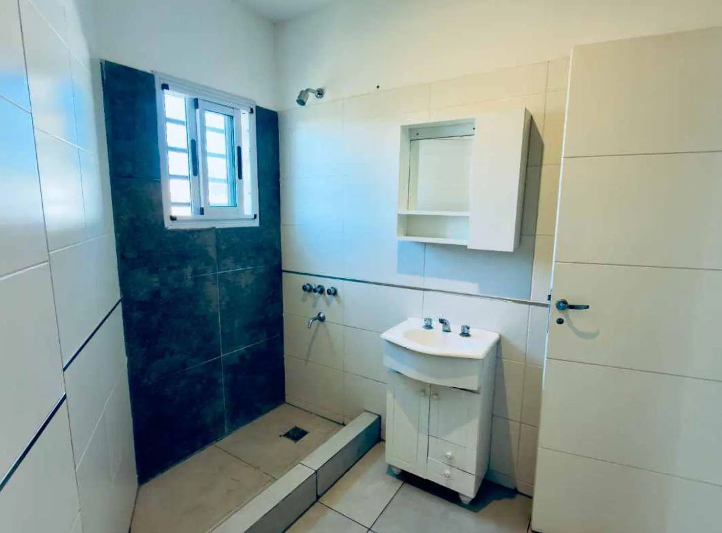 ALQUILER  DEPARTAMENTO MONOAMBIENTE AMPLIO 5