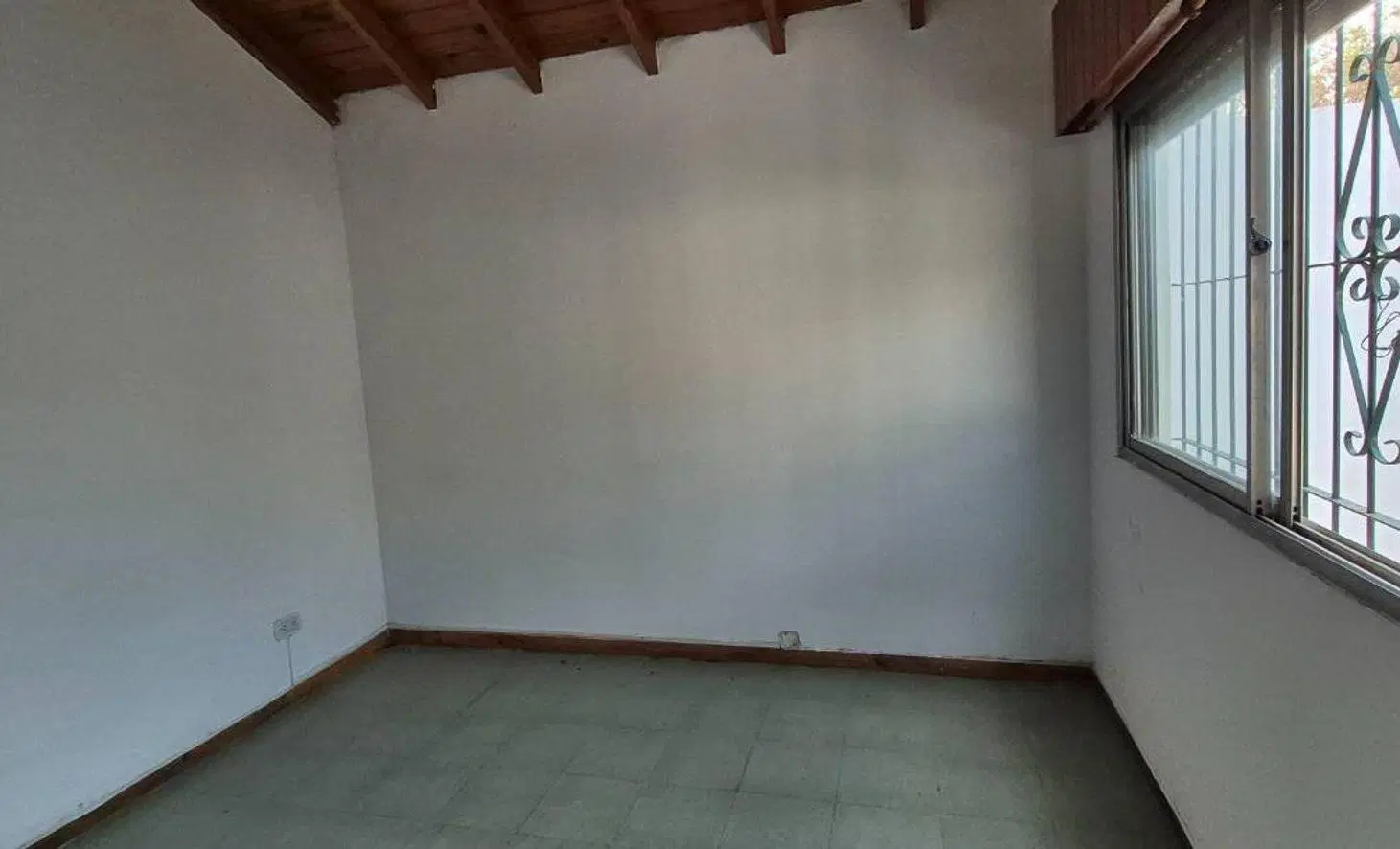 VENTA PH 3 AMBIENTES JOSE C PAZ 4