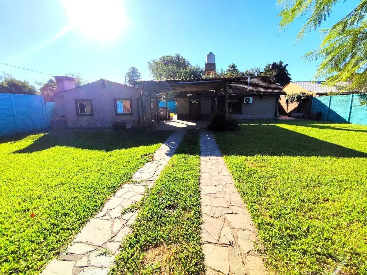 CASA QUINTA 4 AMBIENTES VENTA DERQUI-PILAR-PILETA 3