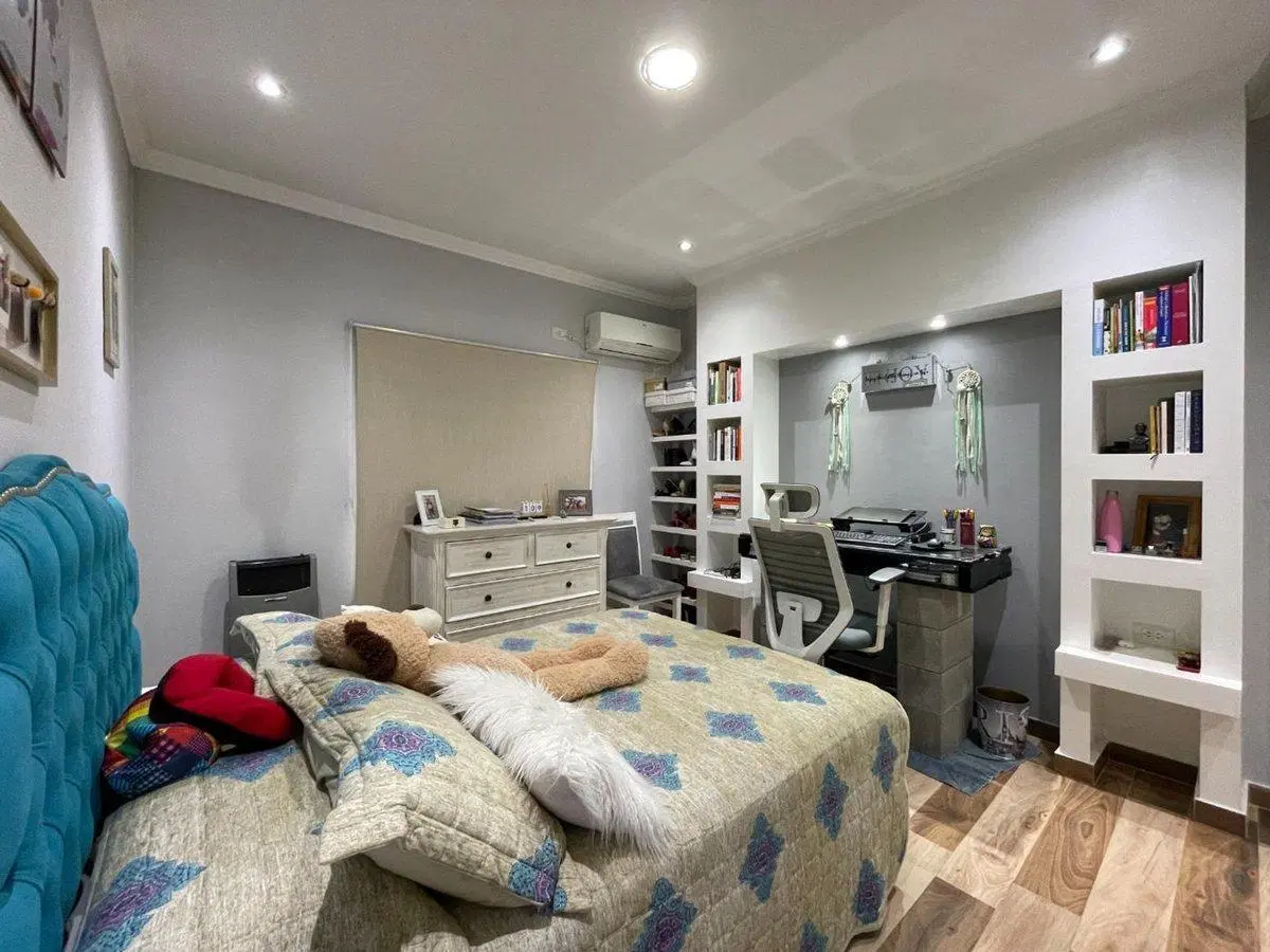 VENTA CASA 3 AMB + DEPTO + GALPÓN EN JOSÉ C. PAZ 5