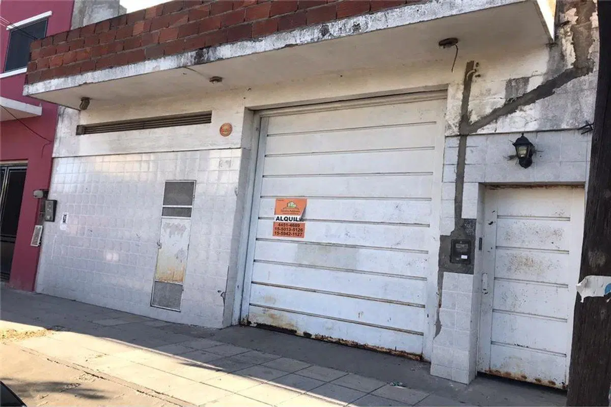 Venta Local en San Miguel Av. Primera Junta 4