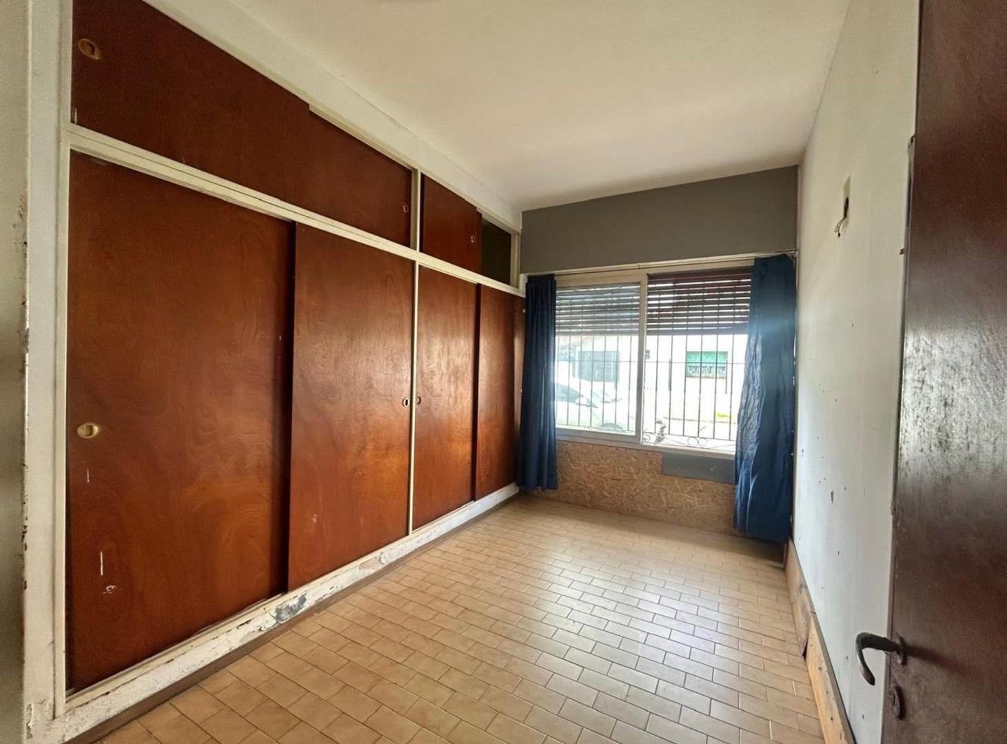 Foto de VENTA CASA 4 AMB GARAJE Y PATIO EN SAN MIGUEL, imagen 3