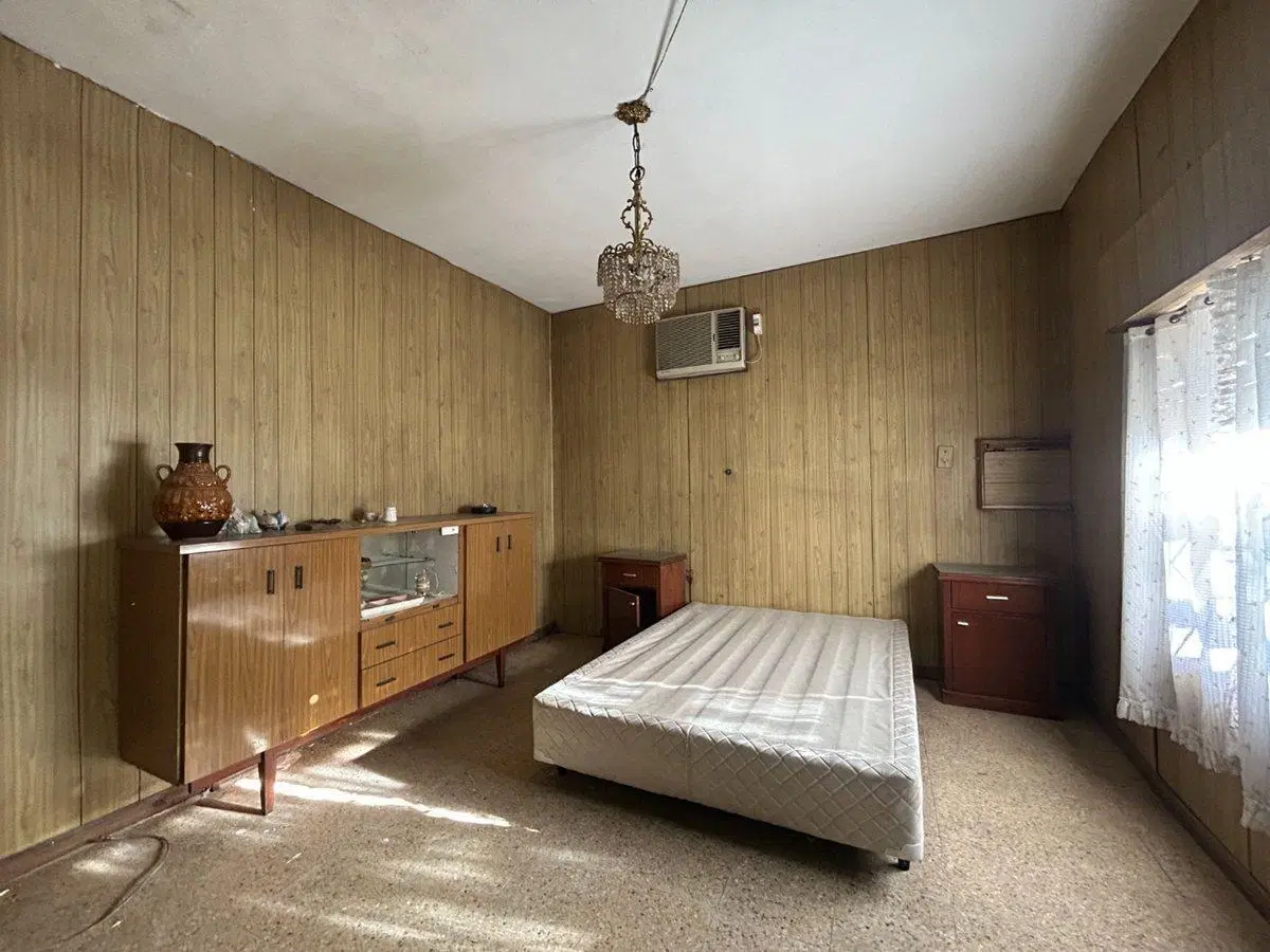 VENTA CASA 5 AMB C/COCHERA TALLER   -JOSE C PAZ 4