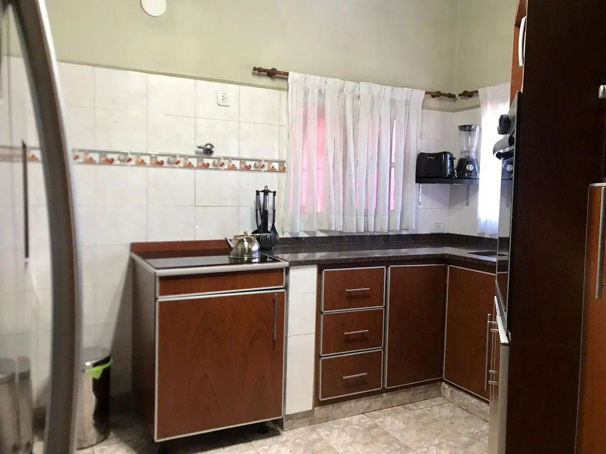 VENTA CASA 4 AMBIENTES CON PILETA PABLO NOGUES 3