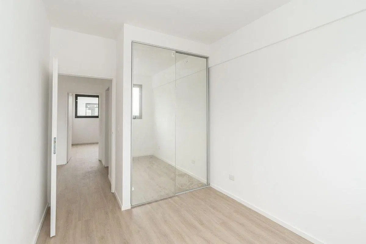 Venta Depto 3 amb balcón y terreza en Montecastro 2