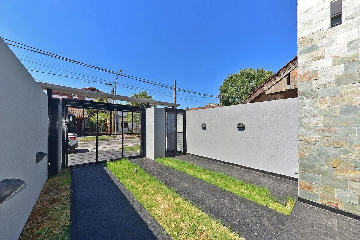 VENTA CASA 3 AMB HURLINGHAM A ESTRENAR TIPO DUPLEX 3