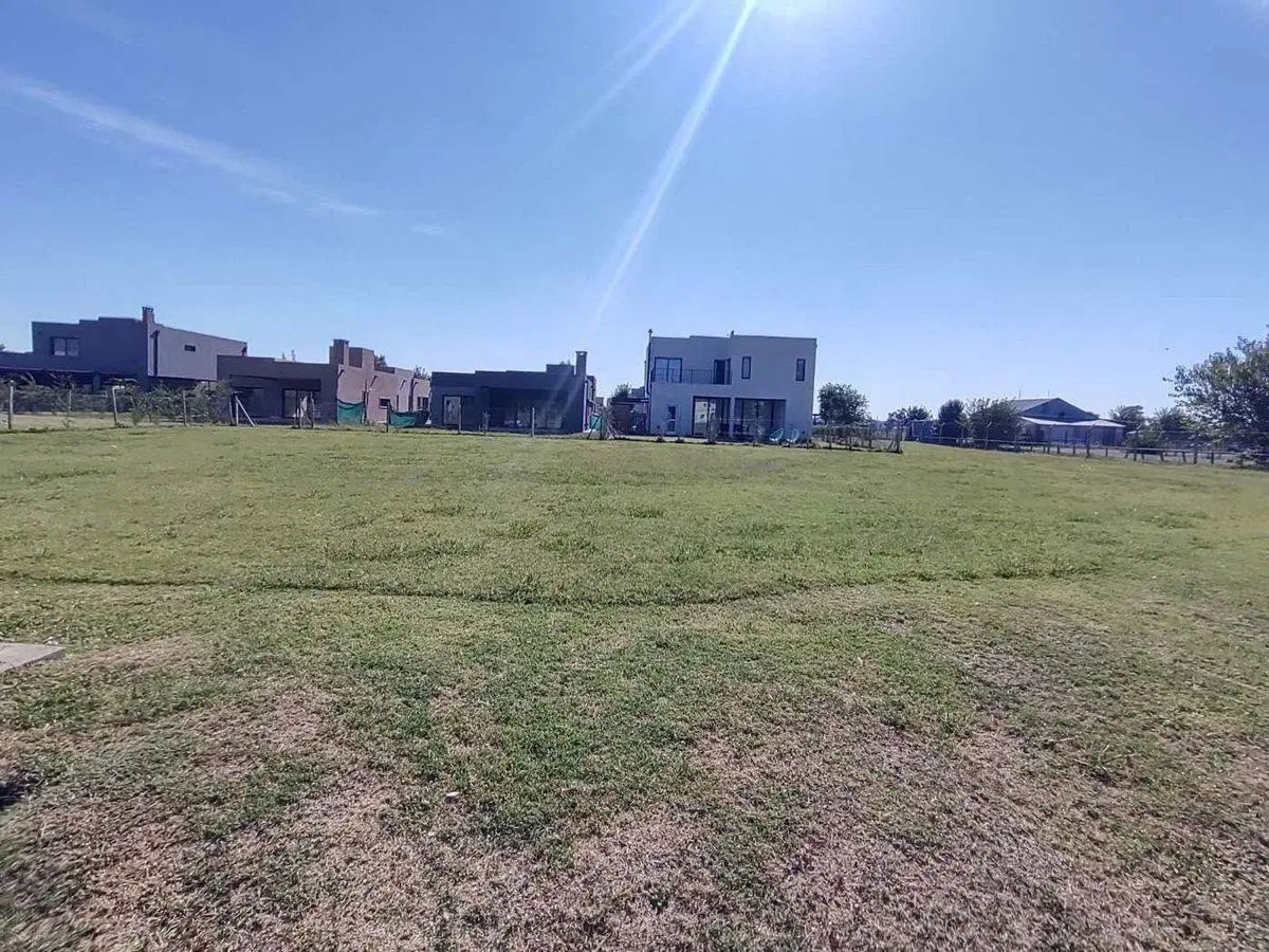 VENTA TERRENO LOTE INTERNO SANTO TOMAS  PILAR 3
