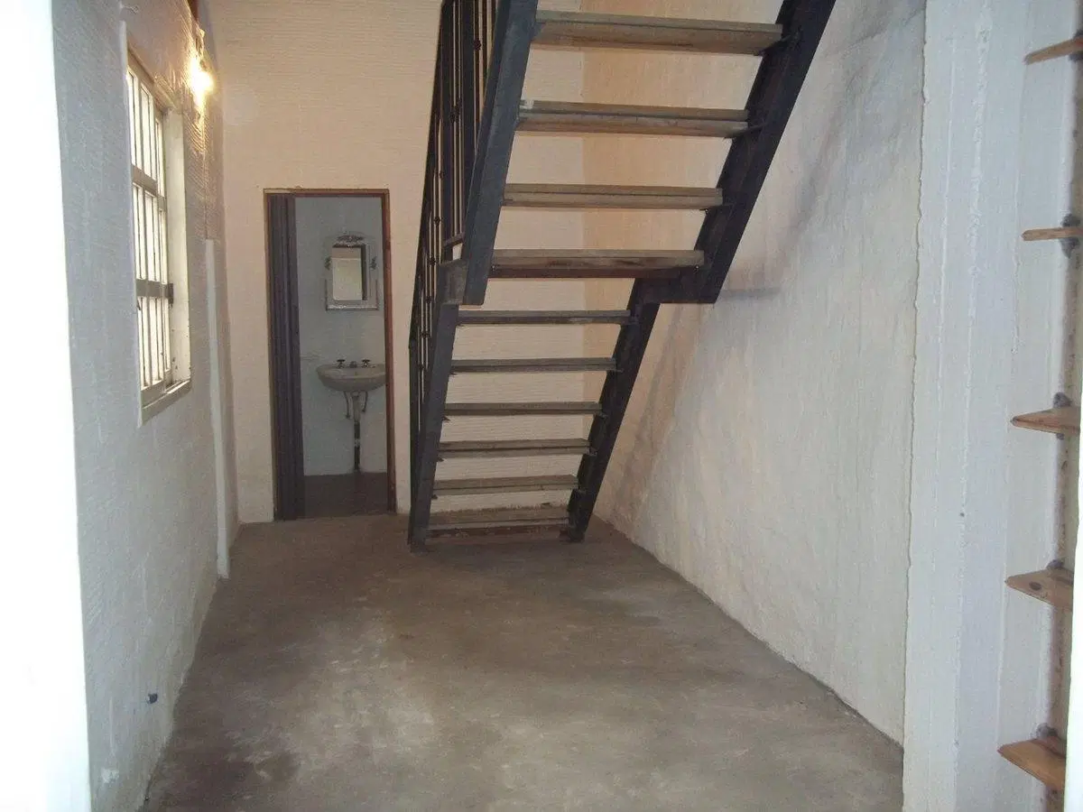 VENTA CASA 4 AMBIENTES CON LOCAL JOSE L. SUAREZ 3