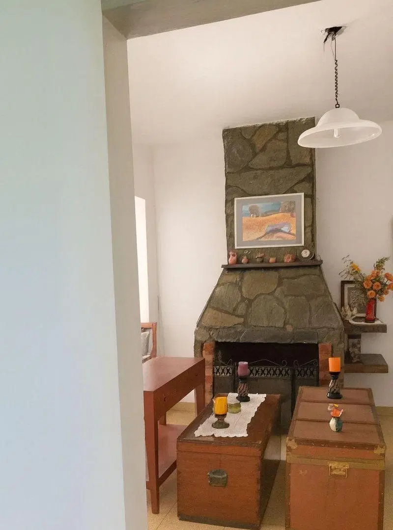 VENTA CASA EN PILAR 3 EN 1 6 AMBIENTES 8