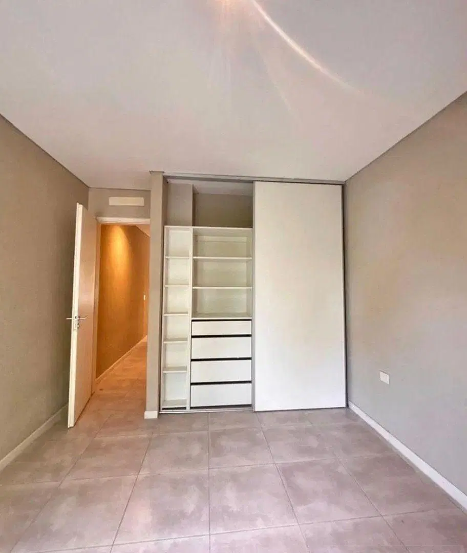 VENTA DEPARTAMENTO DOS AMB. EN CONDOMINIO CARDALES 3