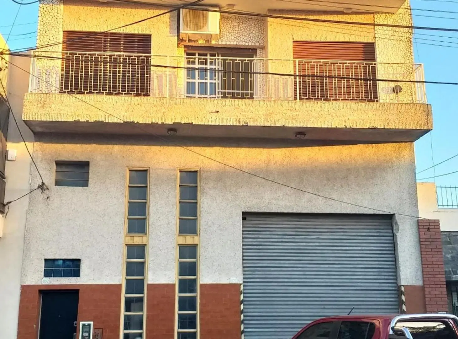 VENTA CASA 4 AMBIENTES CON LOCAL VILLA LYNCH 3