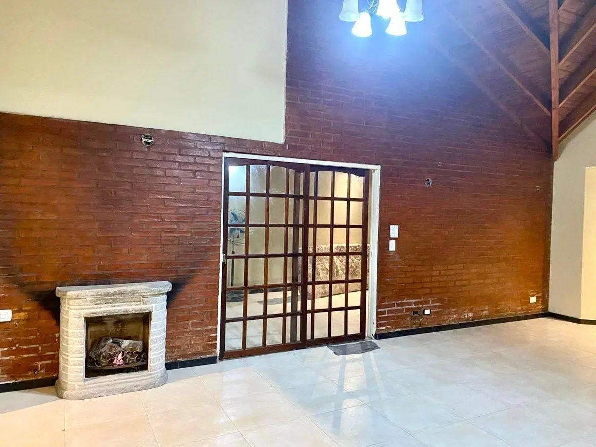 VENTA CASA 4 AMBIENTES JOSE C. PAZ 8