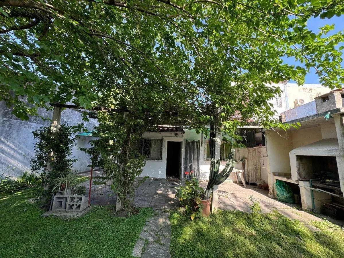 VENTA CASA 3 AMB CON COCHERA APTO CRÉDITO - PADUA 5