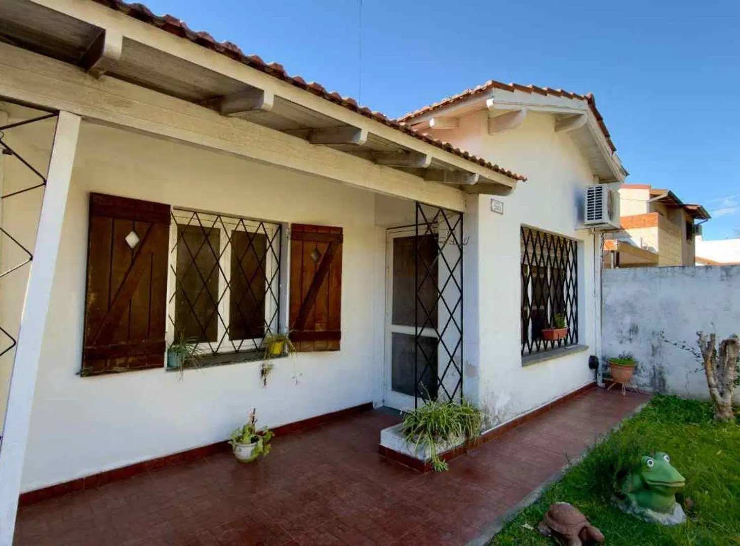 VENTA CASA 4 AMBIENTES BELLA VISTA 2