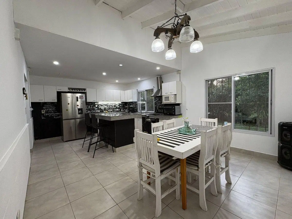 VENTA CASA 5 AMBIENTES DEL VISO 3