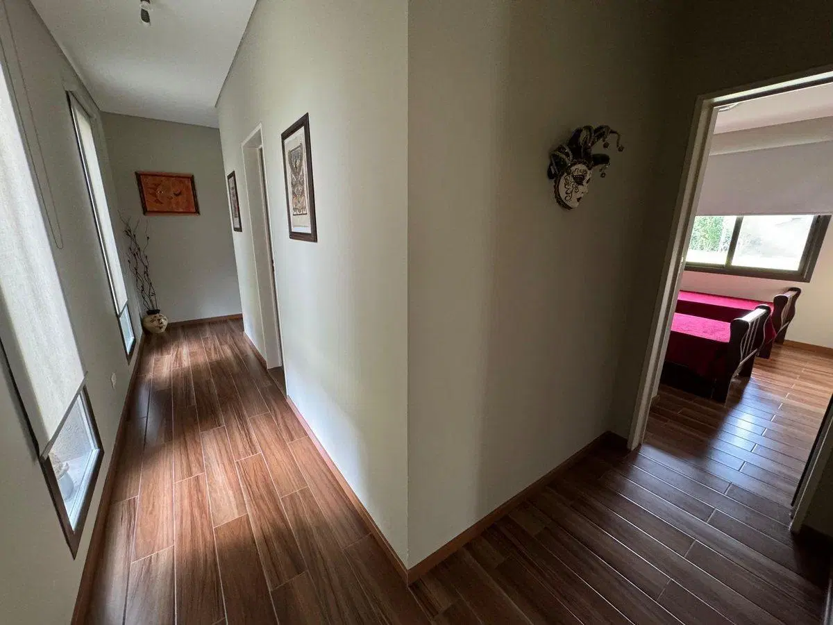 VENTA CASA 4 AMB. IMPECABLE EN LOS POTRILLOS PILAR 5