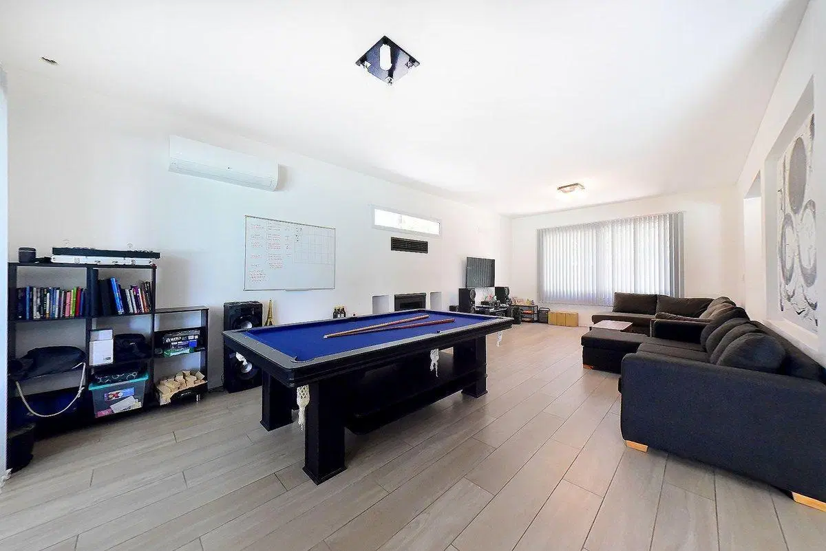 VENTA CASA 6 AMB. SAN MIGUEL C/PARQUE Y PILETA 4