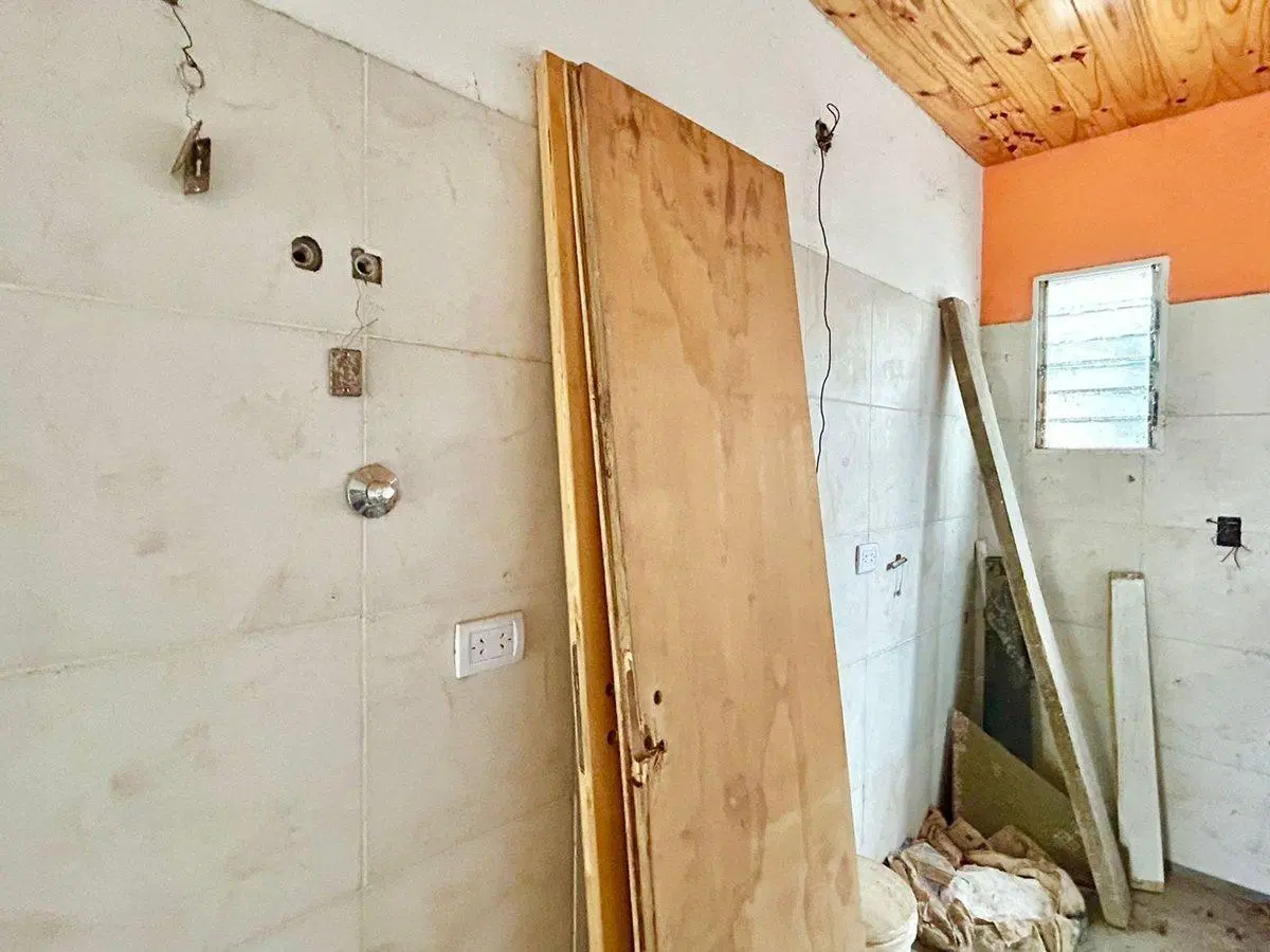 VENTA CASA TRES AMB. DOS DEPTOS PARQUE SAN MIGUEL 5