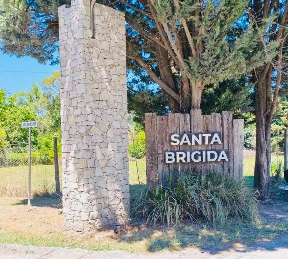 VENTA CASA 3 AMBIENTES EN CARDALES 4