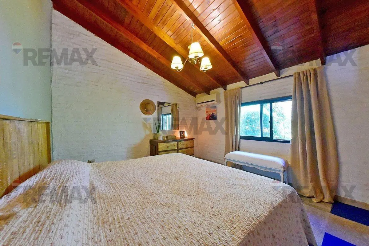 CASA 5 AMBIENTES-BELLA VISTA-APTO CRÉDITO-PISCINA 3
