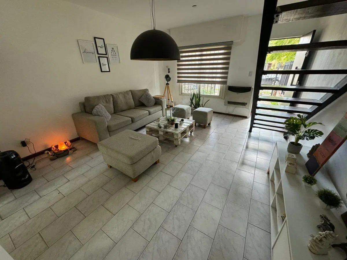 VENTA DUPLEX 4 AMBIENTES CON COCHERA EN ITUZAINGO 3