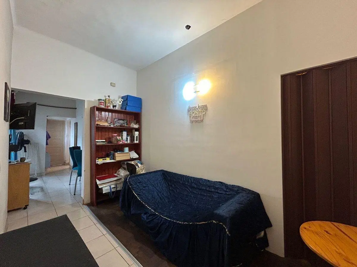 VENTA PH 3 AMBIENTES C/ PATIO Y COCHERA-JOSE C PAZ 4