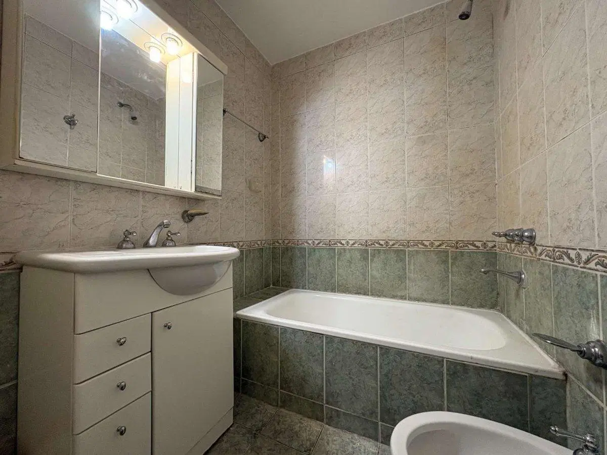 VENTA DEPTO 3 AMBIENTES 3° PISO CON BALCON-ALMAGRO 4