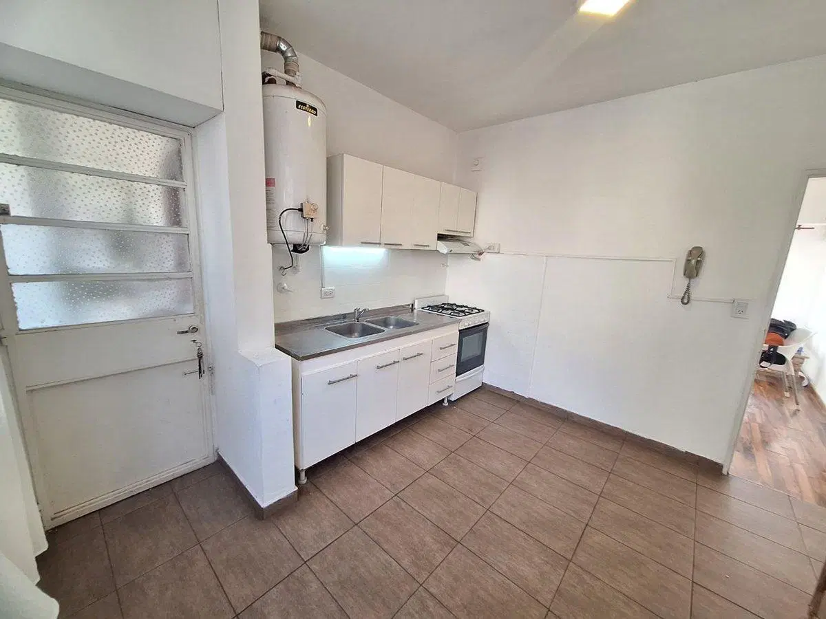 VENTA PH 3 AMB. CON BALCON, TERRAZA  - ITUZAINGO N 3