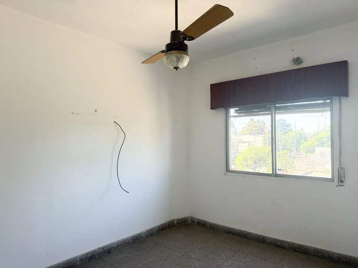 VENTA CASA CON LOCAL PARQUE GARAJE VILLA DE MAYO 5