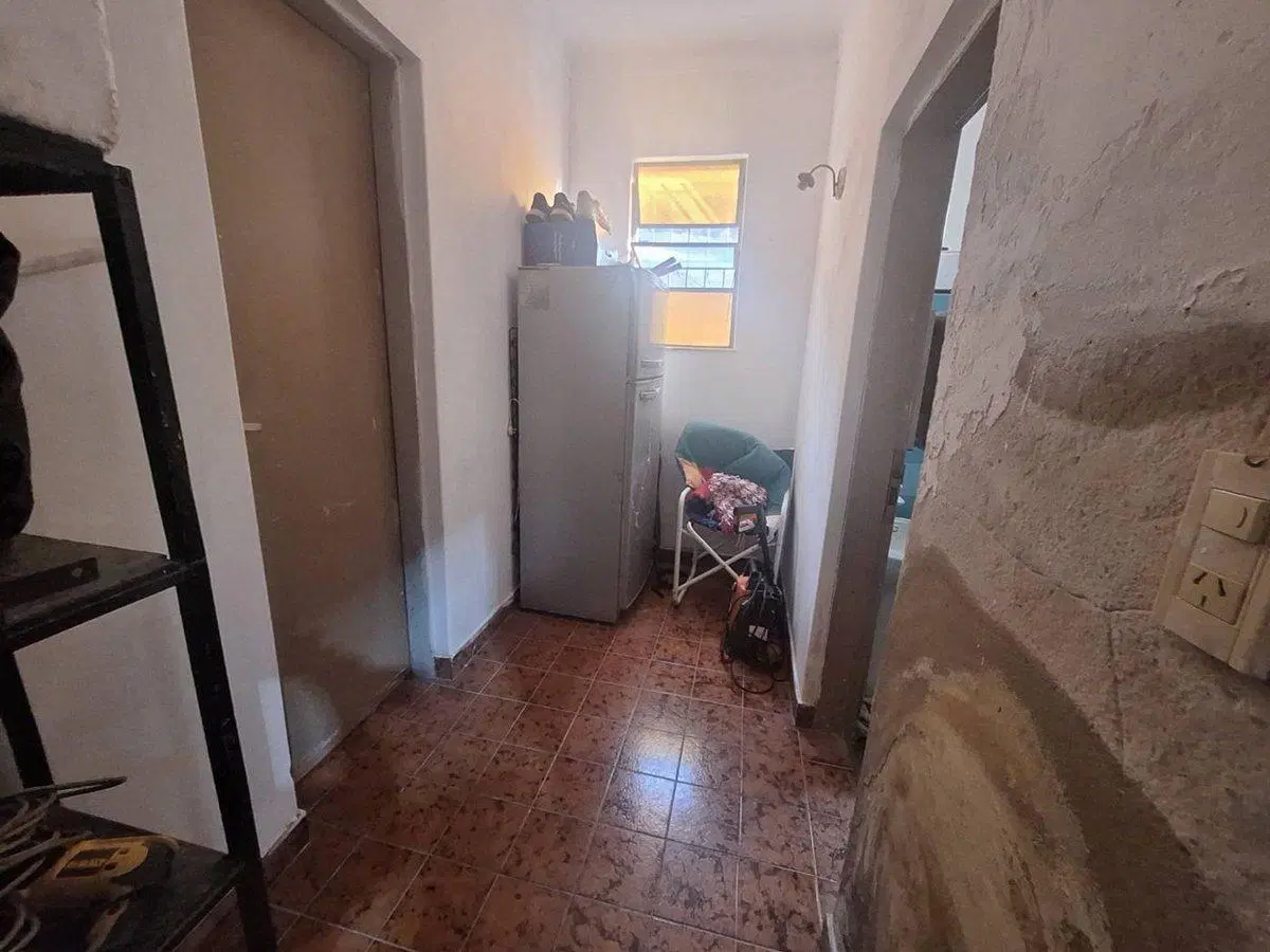 Casa en venta 3 ambientes, San miguel, con parque. 8