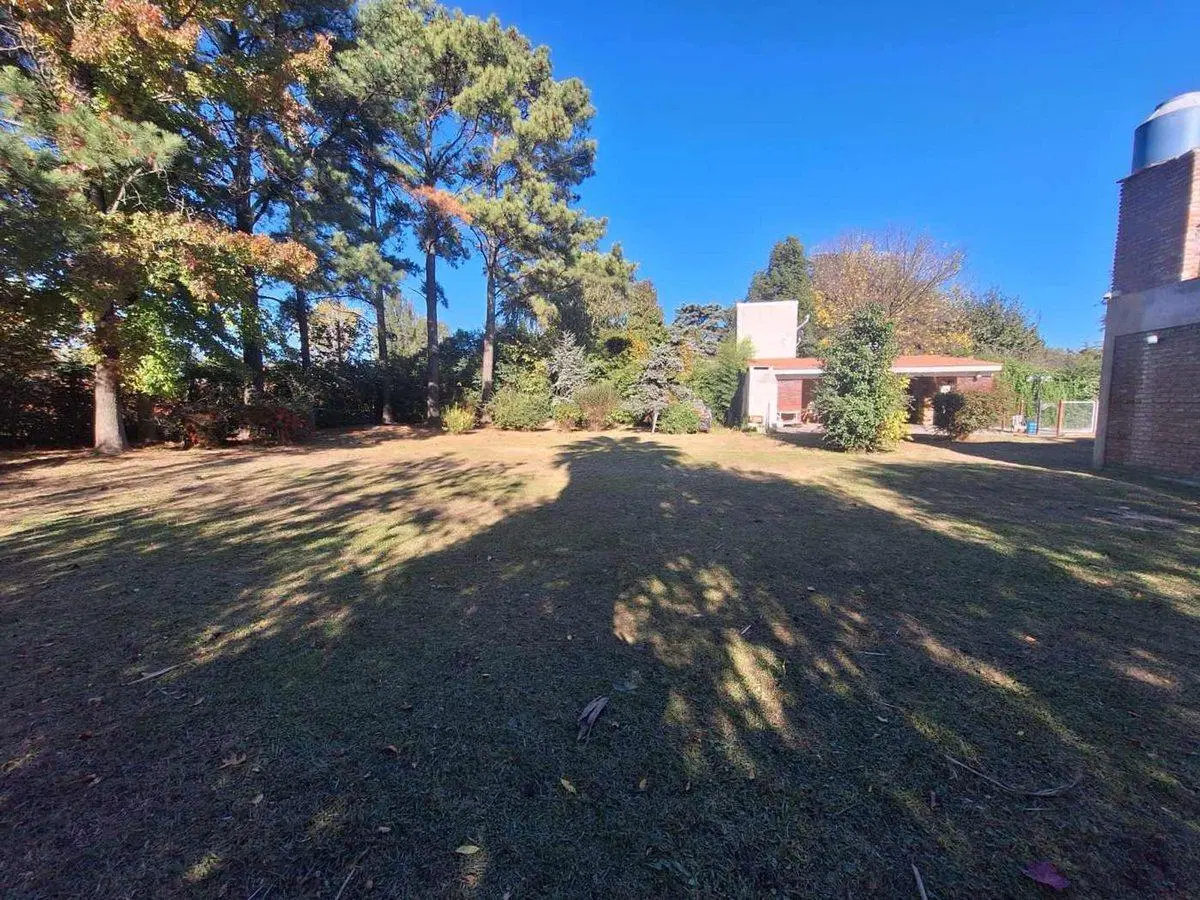 Venta terreno de 216 m2 , José C Paz 2