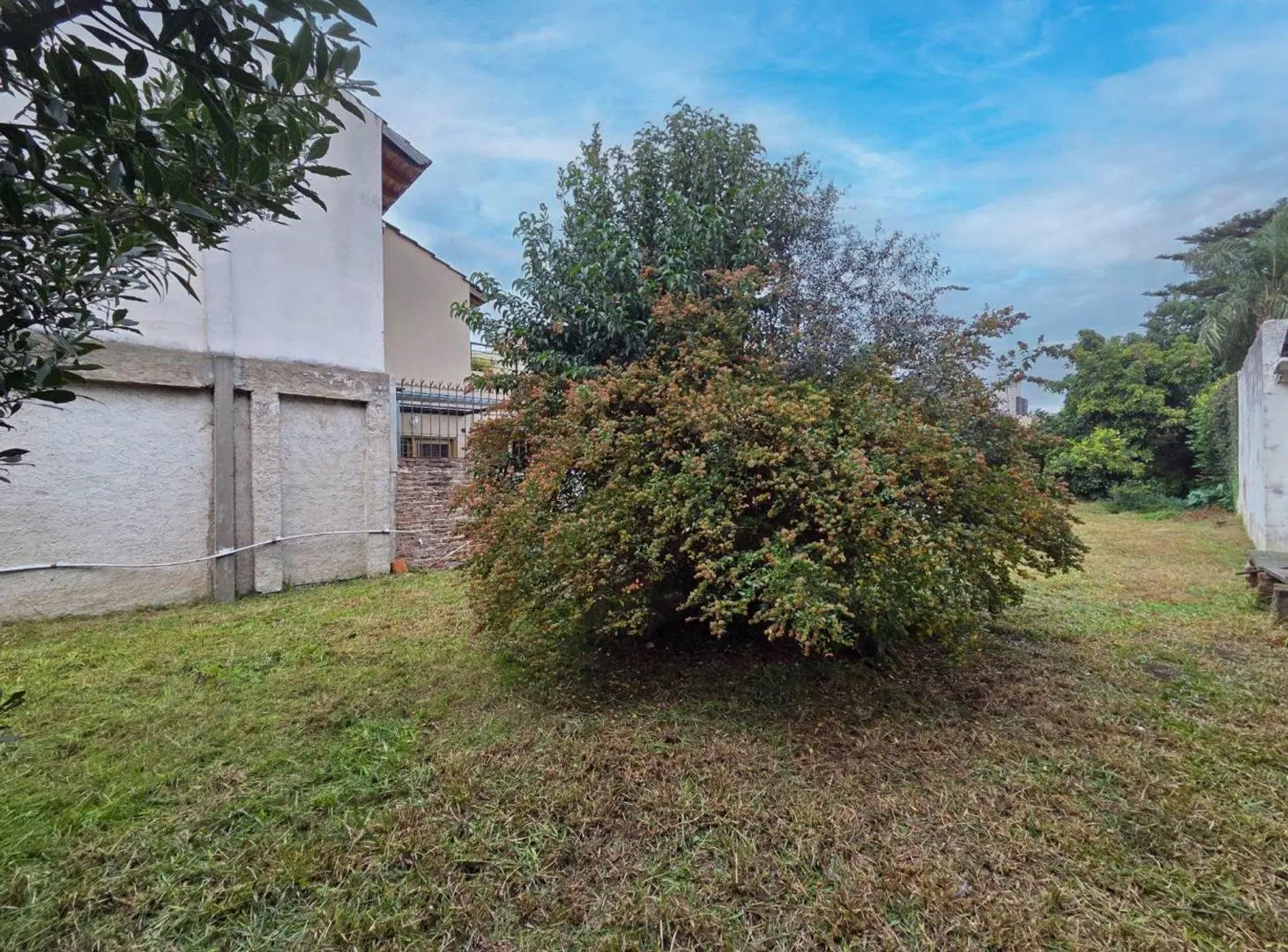 LOTE EN VENTA EN SANTOS LUGARES - 322 M2 - PERMUTA 2