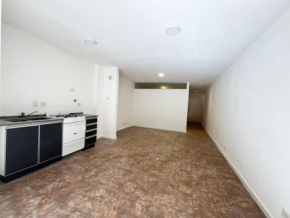 ALQUILER DEPARTAMENTO 2 AMBIENTES COCHERA COMPLEJO 3